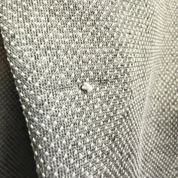 Oakley 1/4 Zip Pullover - Gray - XL - Coeur D Alene Golf Resort - Picture 3 of 12